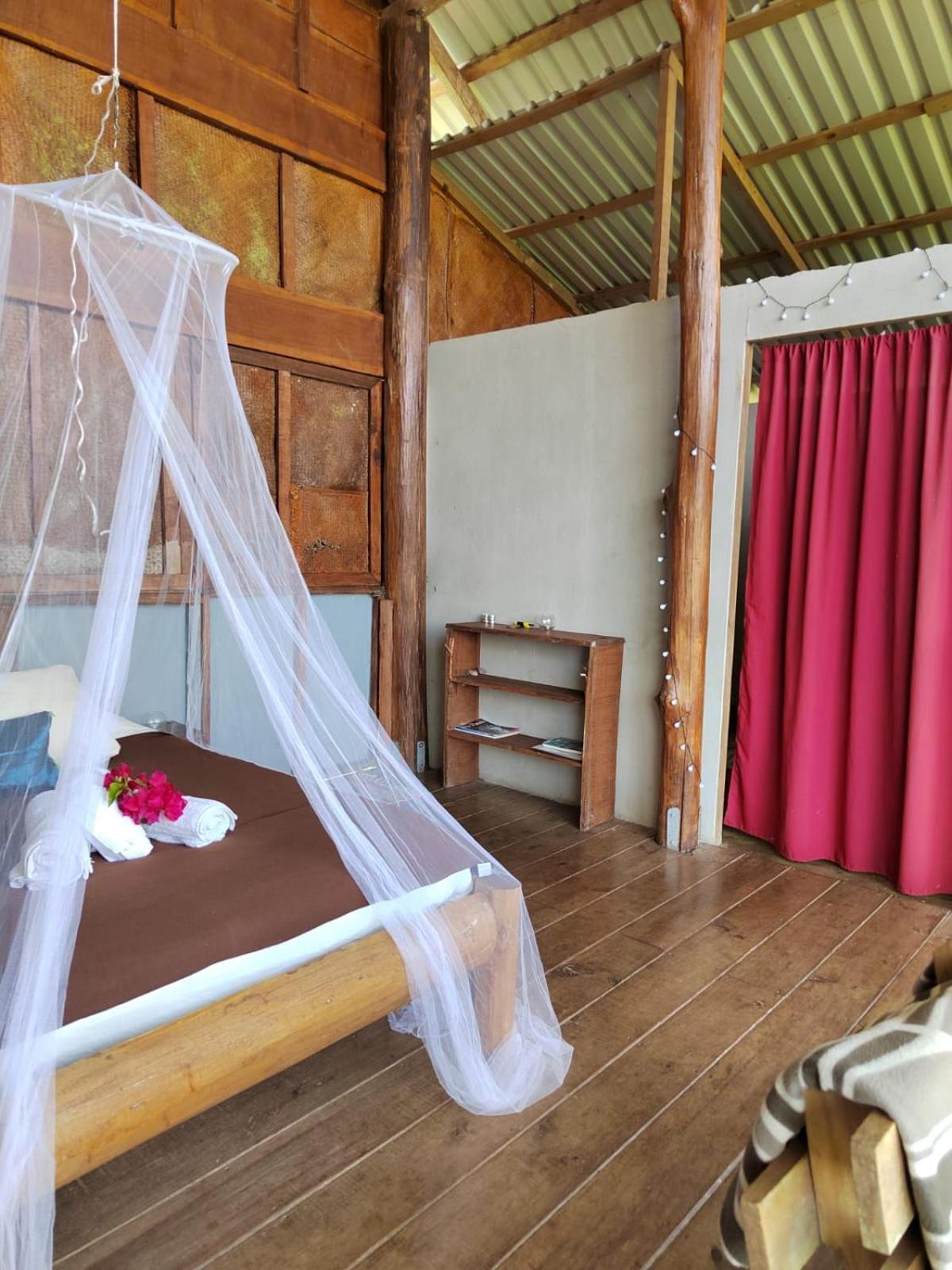 ホテル Hacienda Monteclaro トゥリアルバ エクステリア 写真